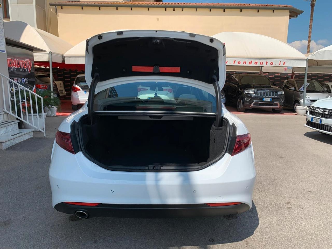 Alfa Romeo Giulia 2.2 Turbodiesel 160 CV AT8 Executive