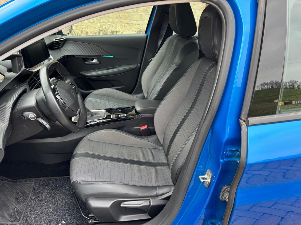 Peugeot 208 PureTech 100 Stop&Start 5 porte Allure