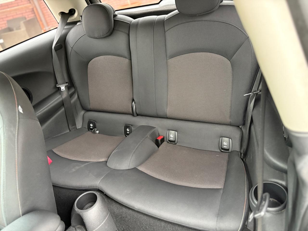 Mini 1.5 Cooper D Business XL