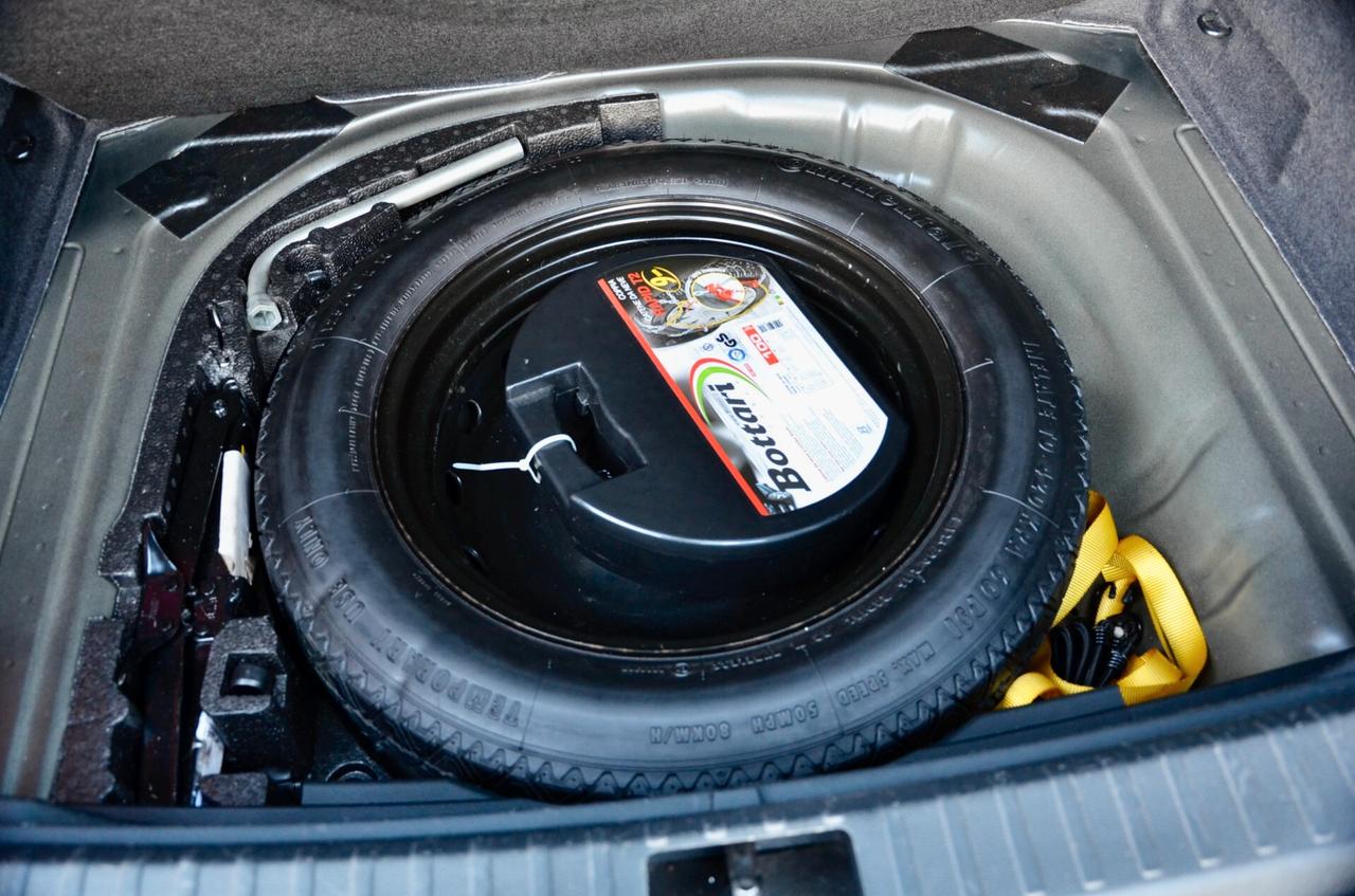 SEAT ATECA 2.0 TDI BUSINESS 150cv, UNICO UTILIZZATORE, SERVICE SEAT, EURO 6D, KEYLESS, FARI LED, RETROCAMERA, APPLE ANDROID, PERMUTE