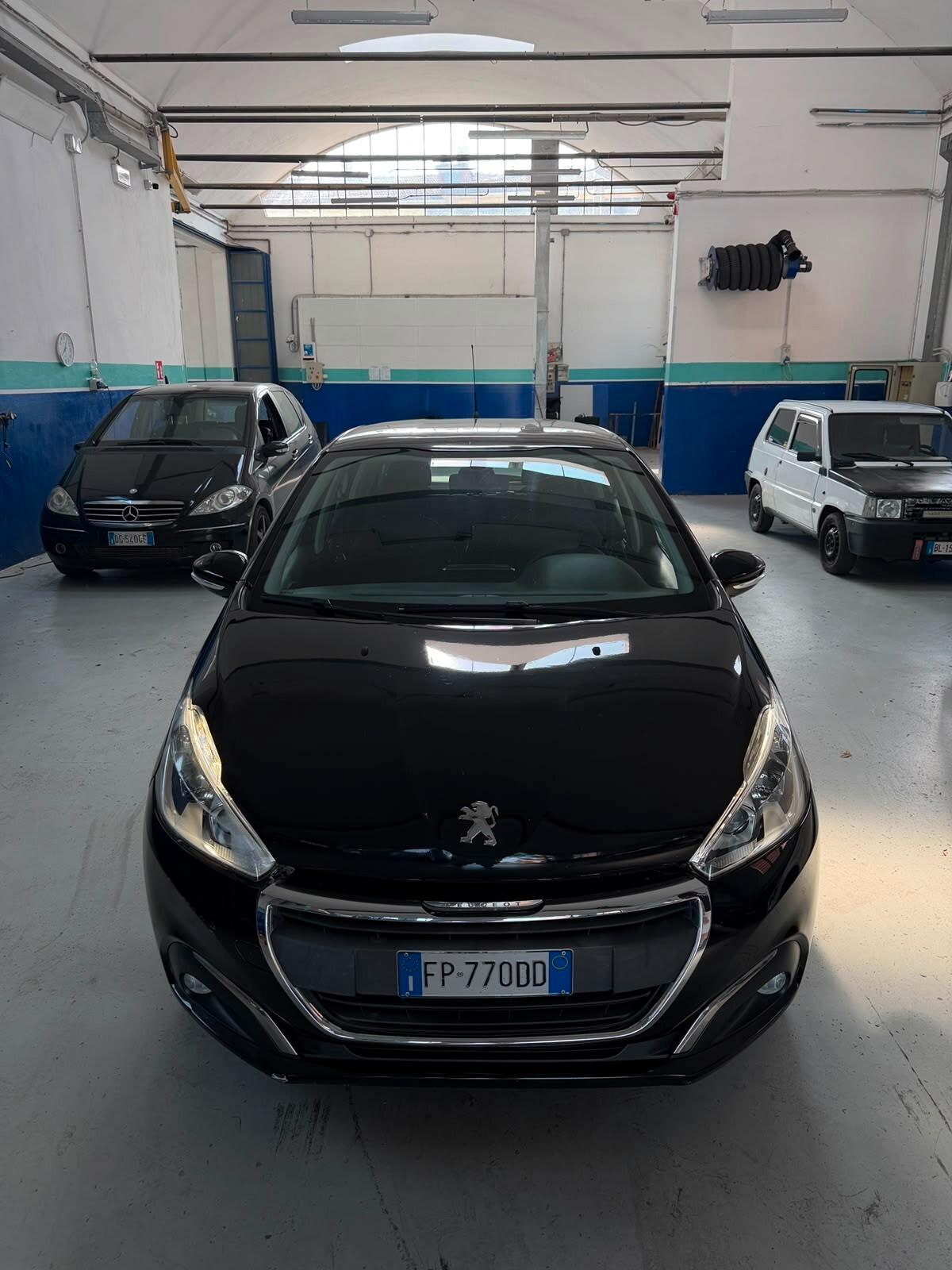Peugeot 208 BlueHDi 75 5 porte Active