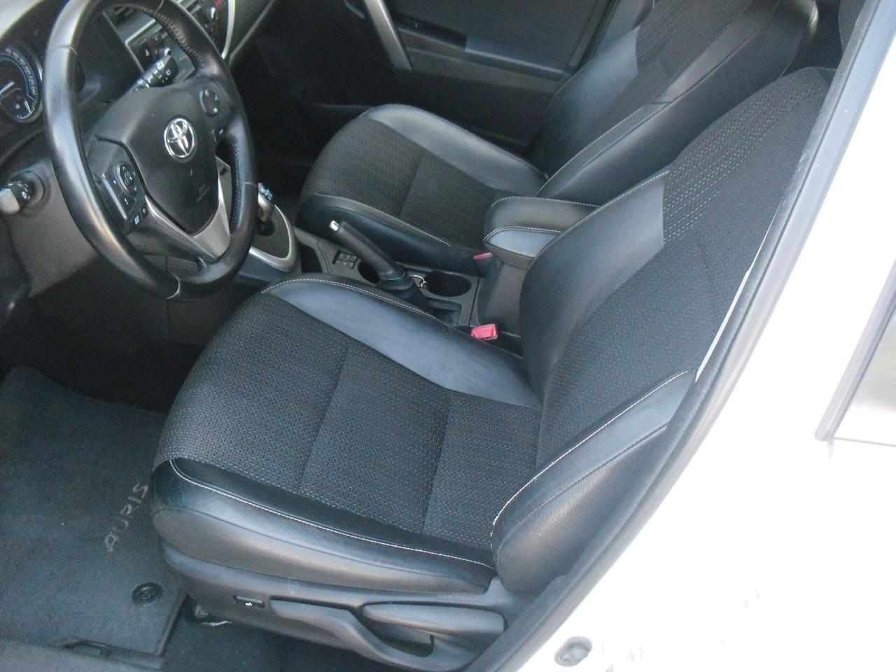 Toyota Auris Touring Sports 1.8 Hybrid Lounge, PERFETTA! CON SOLI 78.000 KM ORIGINALI!!