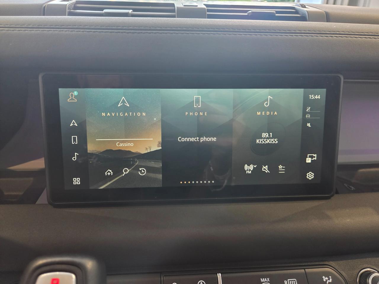 Land Rover Defender 90 3.0D I6 AWD Auto X-Dynamic SE