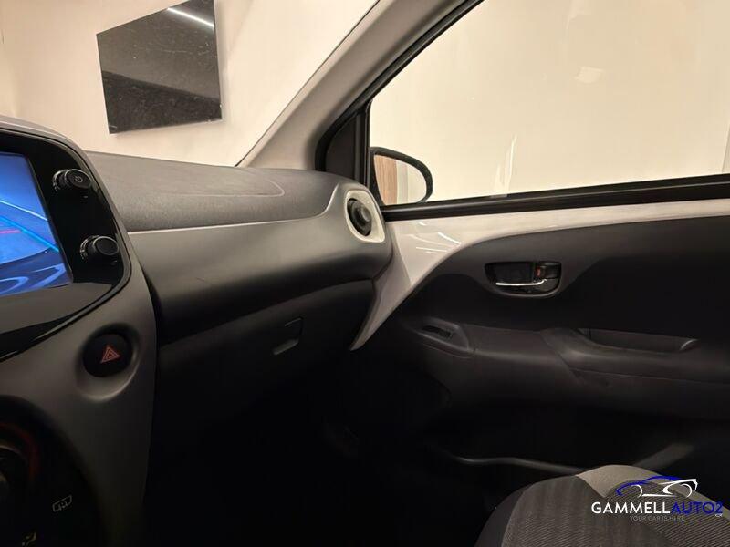 Toyota Aygo 1.0 VVT-i x-cite MMT