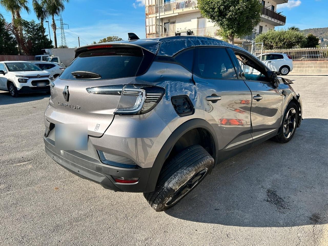 Renault Nuova Captur 1.0 Benz/GPL 100CV - 2024 Incidentata