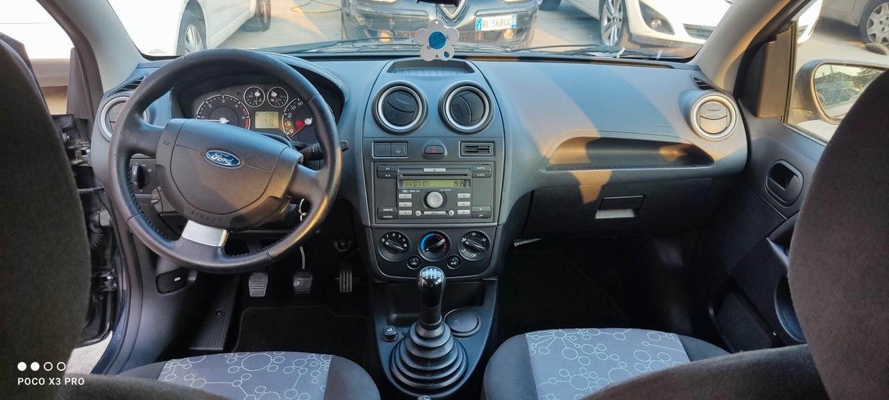 Ford Fiesta 1.4 TDCi 5p. Ghia
