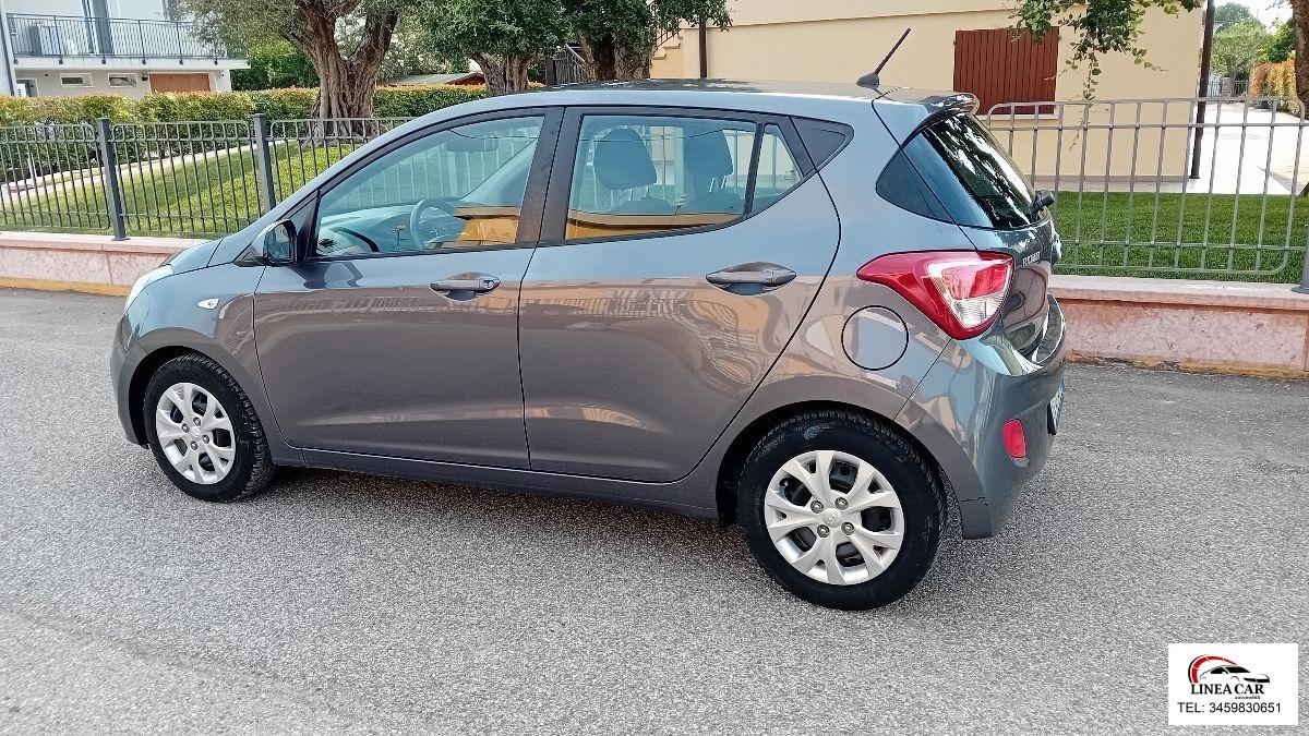 HYUNDAI - i10 - 1.0 benzina - ok neopatentati