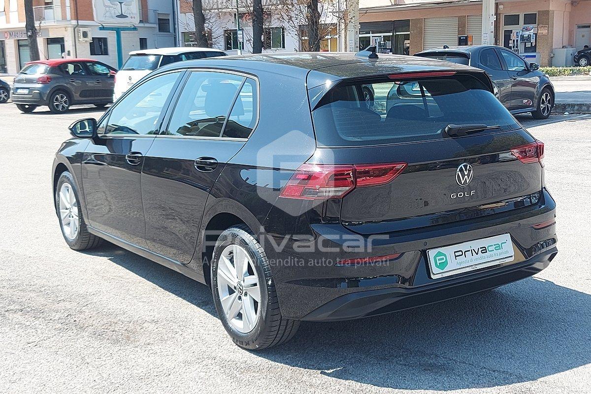 VOLKSWAGEN Golf 1.5 TGI Life