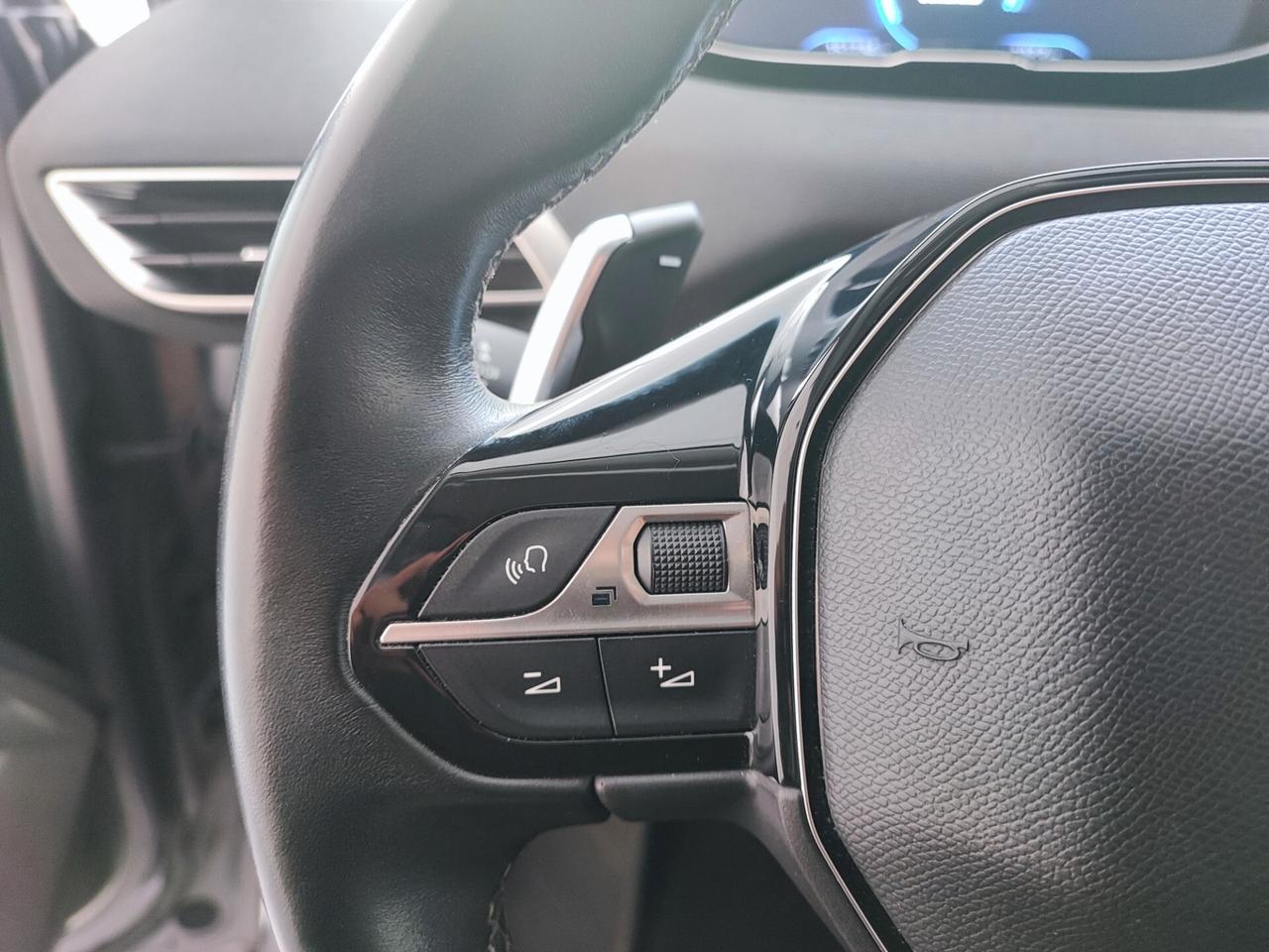 Peugeot 3008 BlueHDi 130 S&S EAT8 Active