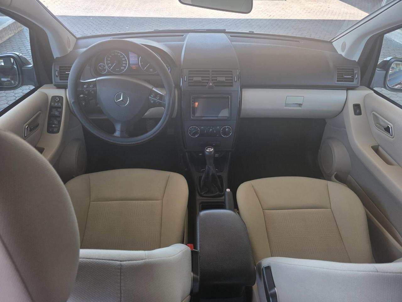 Mercedes-benz A 160 Neo patentati