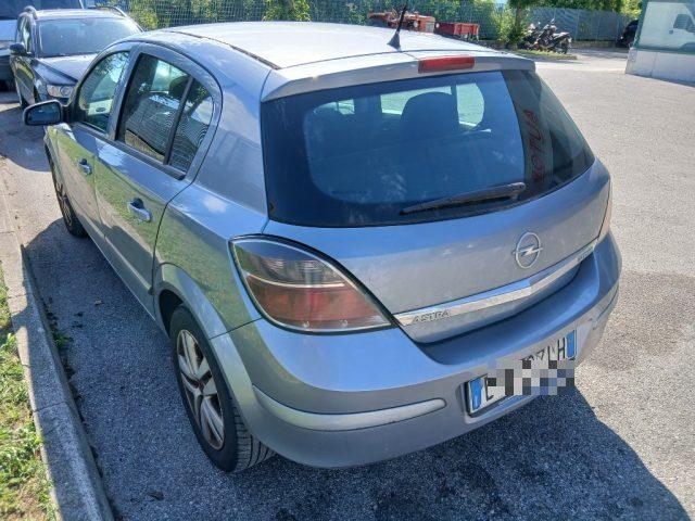 OPEL Astra 1.7 CDTI 101CV 5 porte