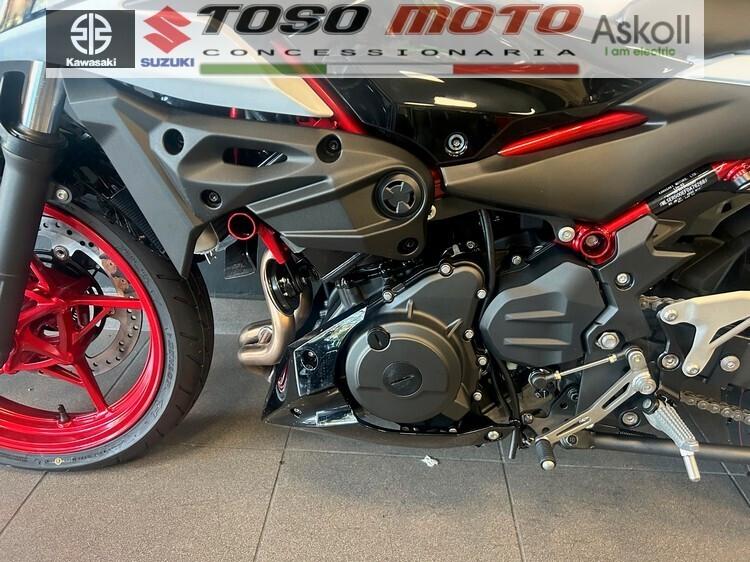 Kawasaki Z 650 SE