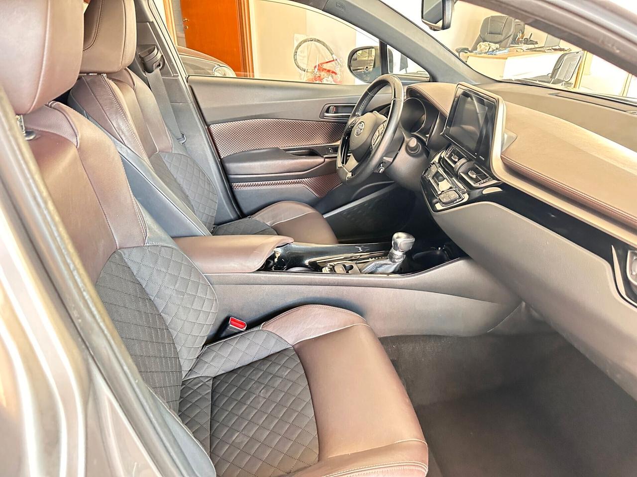 Toyota C-HR 1.8 Hybrid E-CVT Lounge