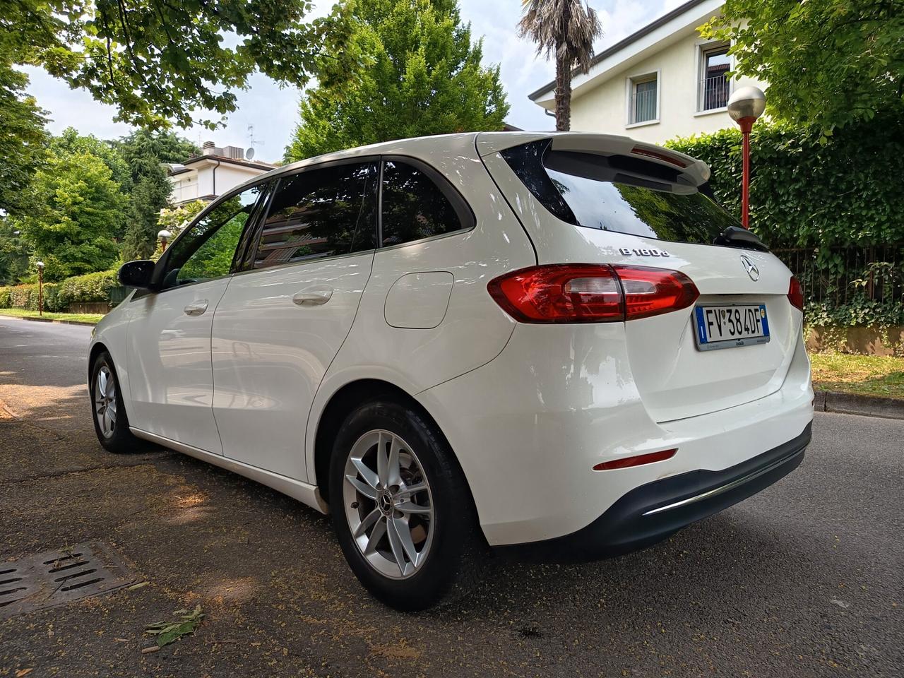 Mercedes-benz B 180 B 180 d Automatic Business Extra