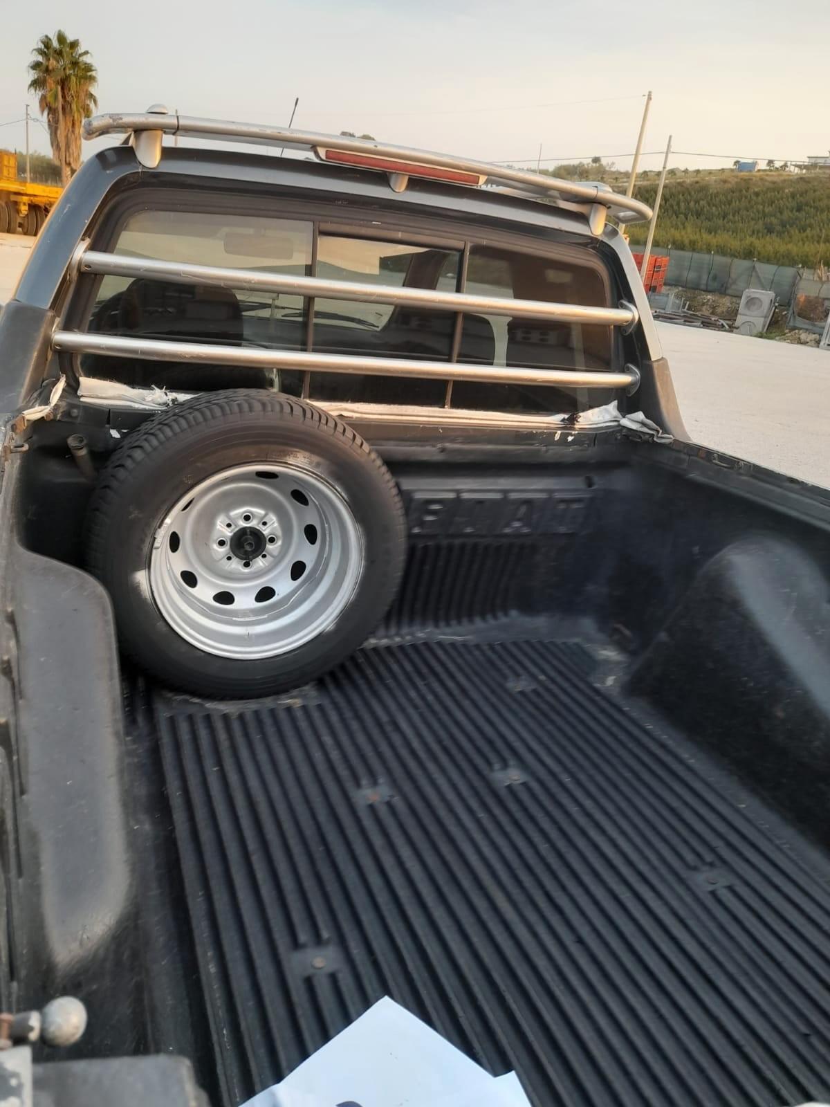 Fiat Strada FIAT STRADA MALIBU CABINA LUNGA