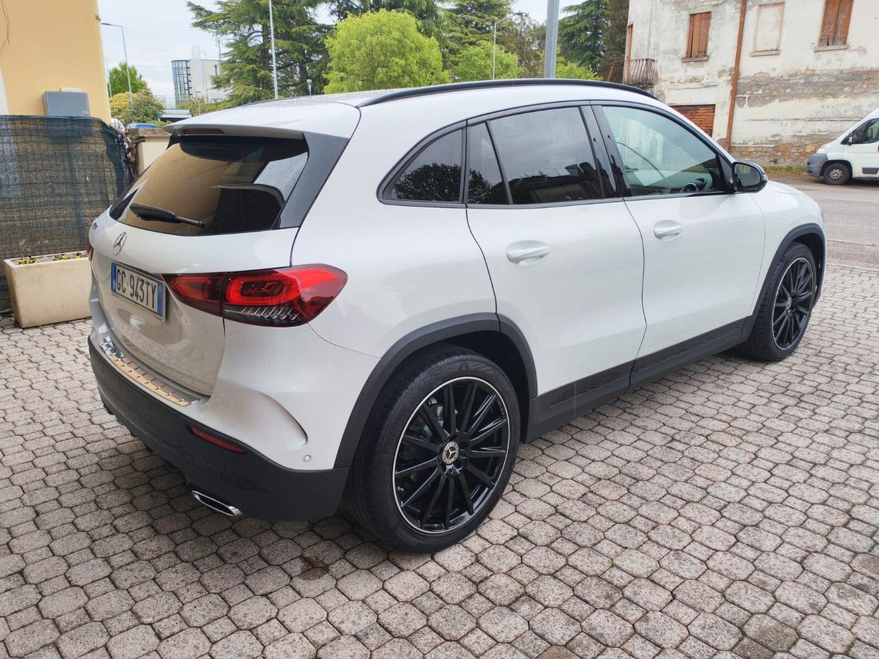 MERCEDES GLA 200 EXECUTIVE PREMIUM
