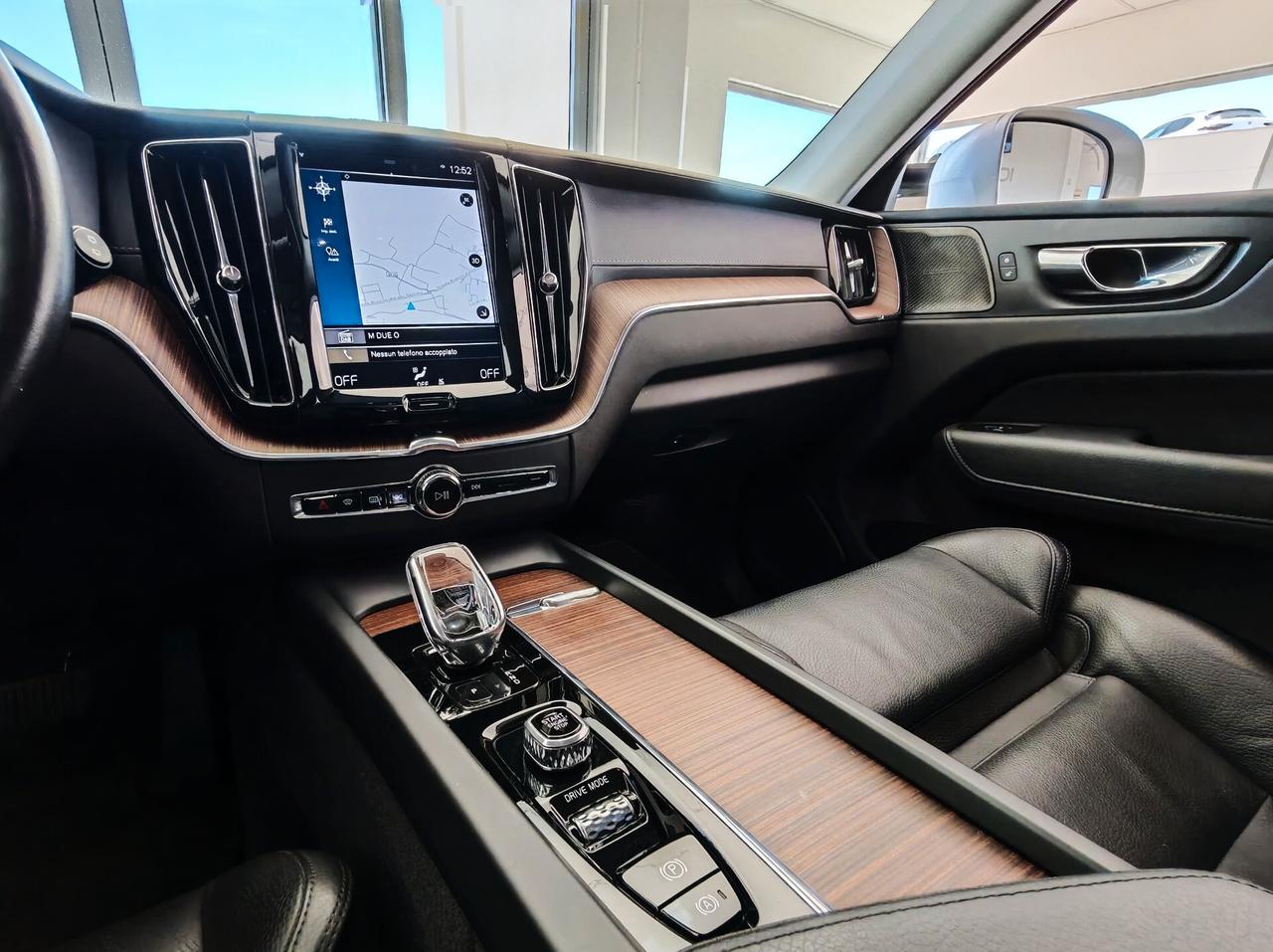 Volvo XC60 2.0 B5 (diesel 197cv) Inscription 2021