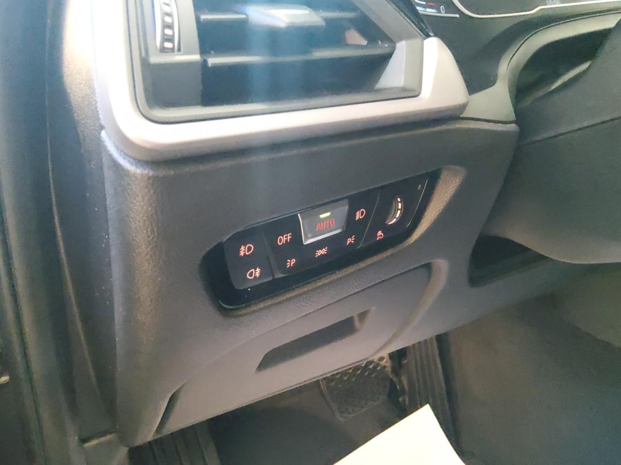 Bmw 318 318d 48V Touring Business Advantage