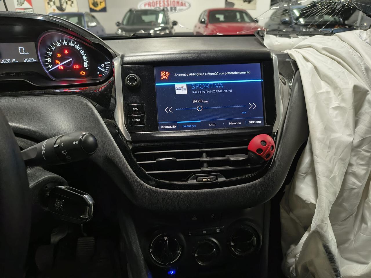 Peugeot 208 1.6 BlueHDi 5 porte*SINISTRATA* X COMMERCIANTI