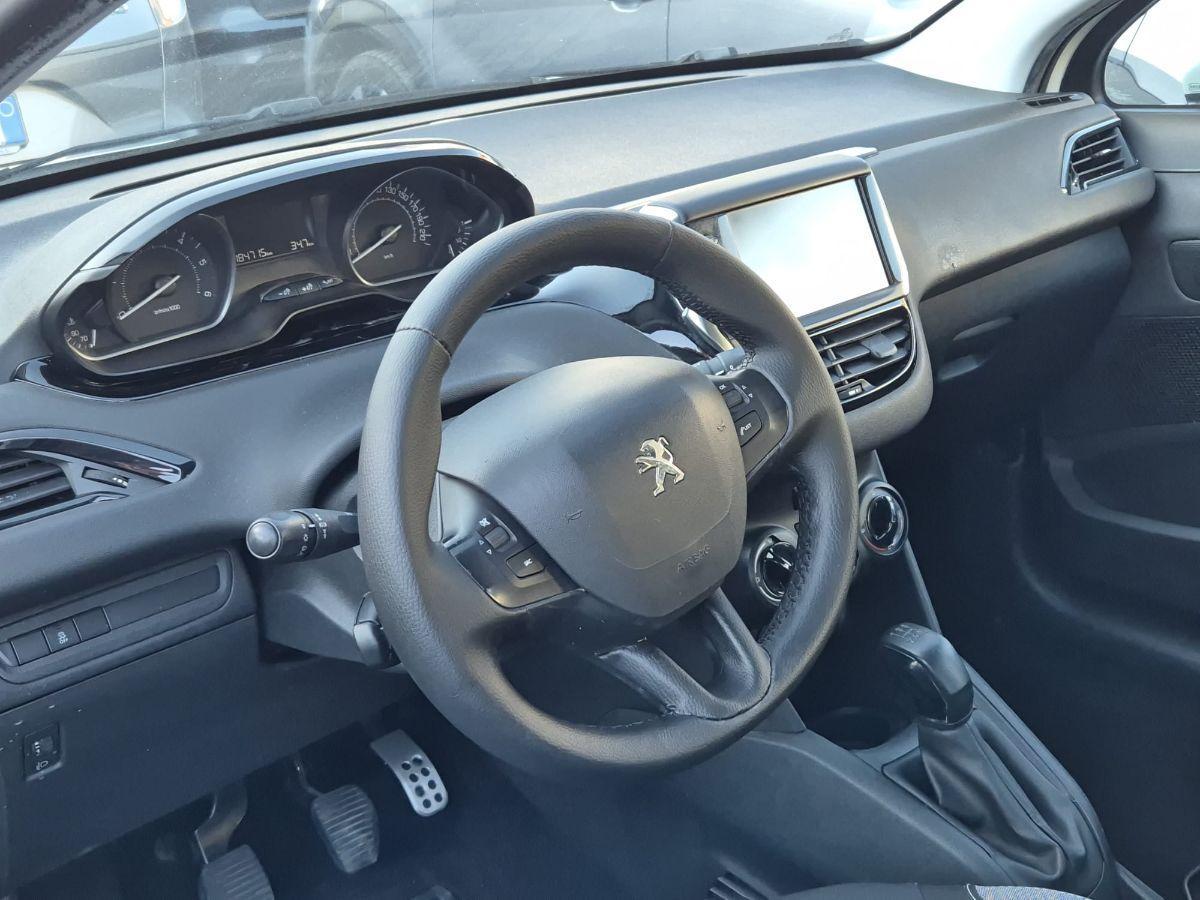 PEUGEOT - 208 - BlueHDi 75 S&S 5p. Active