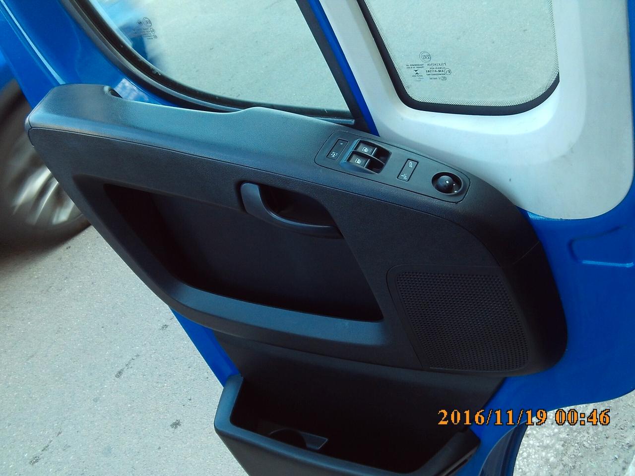Peugeot Boxer 330 2.2 BlueHDi 120 S&S PC-TN Furgone