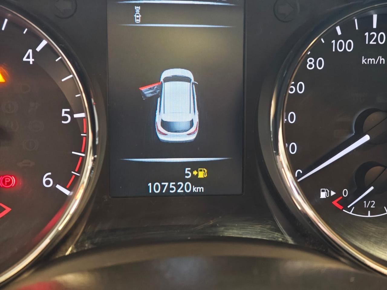 Nissan Qashqai 1.5 dCi Tekna