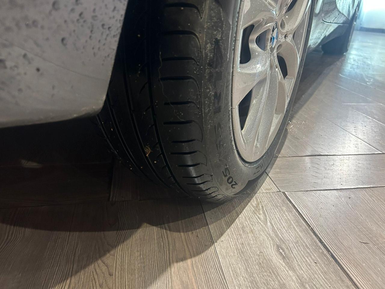 Bmw 2er Active Tourer 218d Luxury