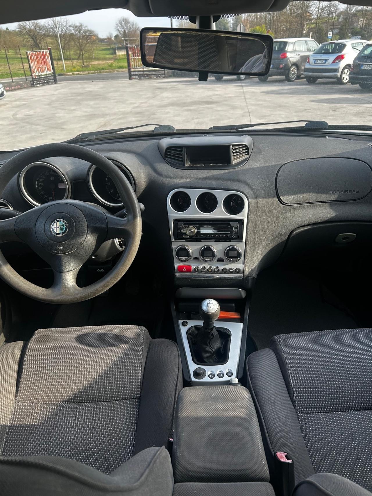 Alfa Romeo 156 1.9 JTD cat Distinctive