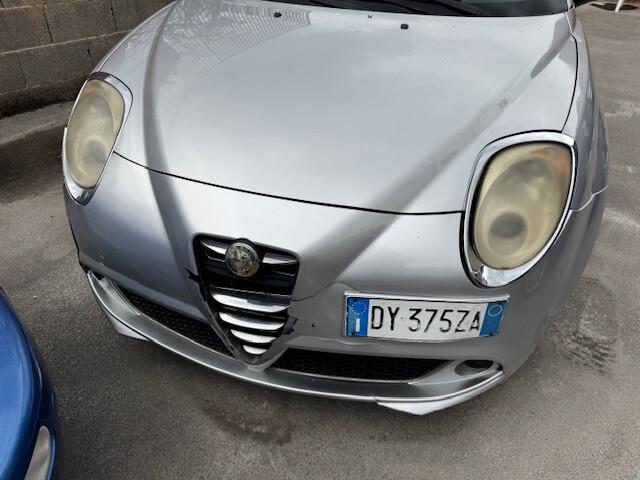 Alfa Romeo MiTo 1.6 JTDm 16V Distinctive VISTA E PIACIUTA