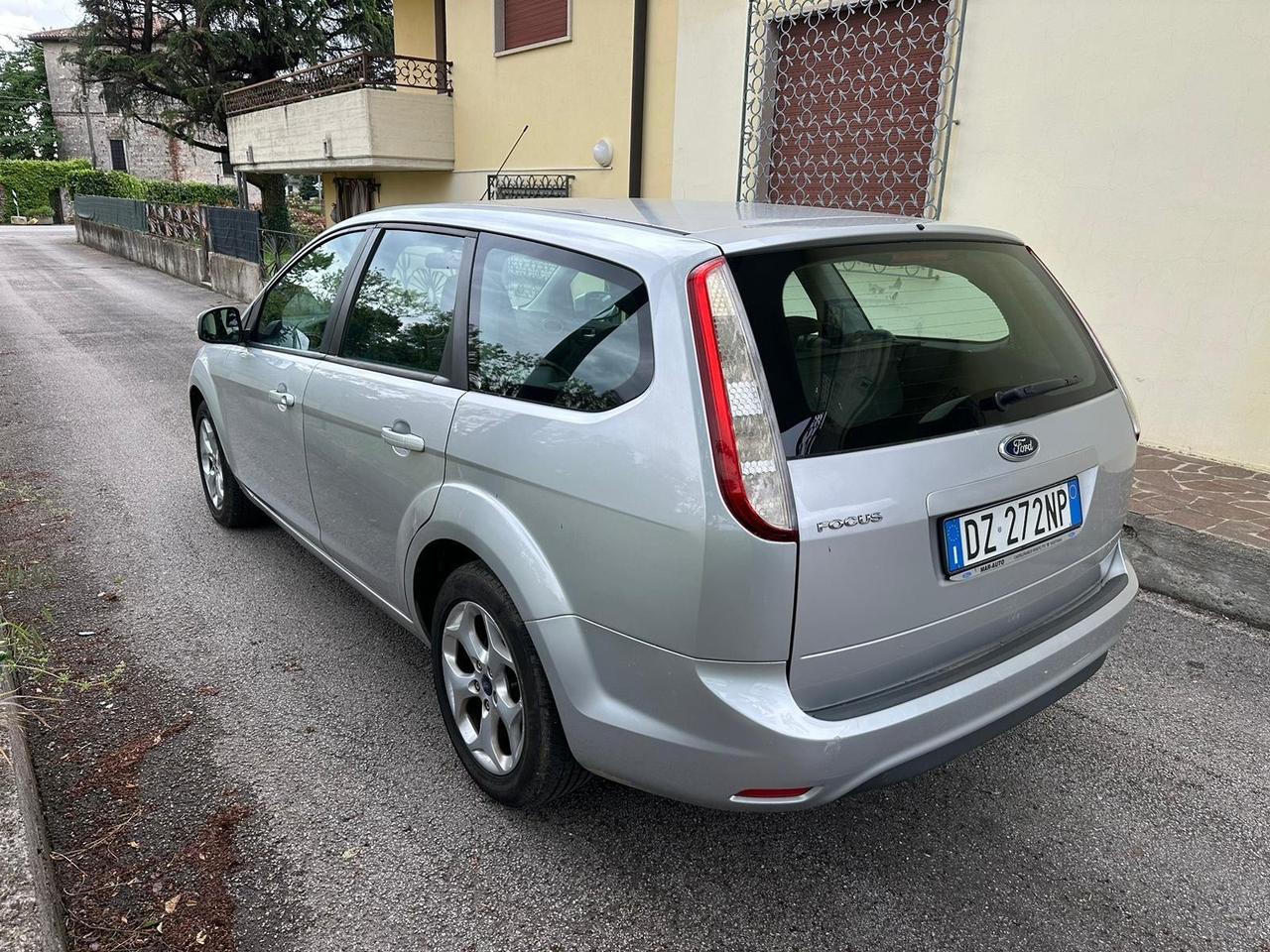 Ford Focus 2.0 (145CV) 5p. Bz.- Met. Tit.