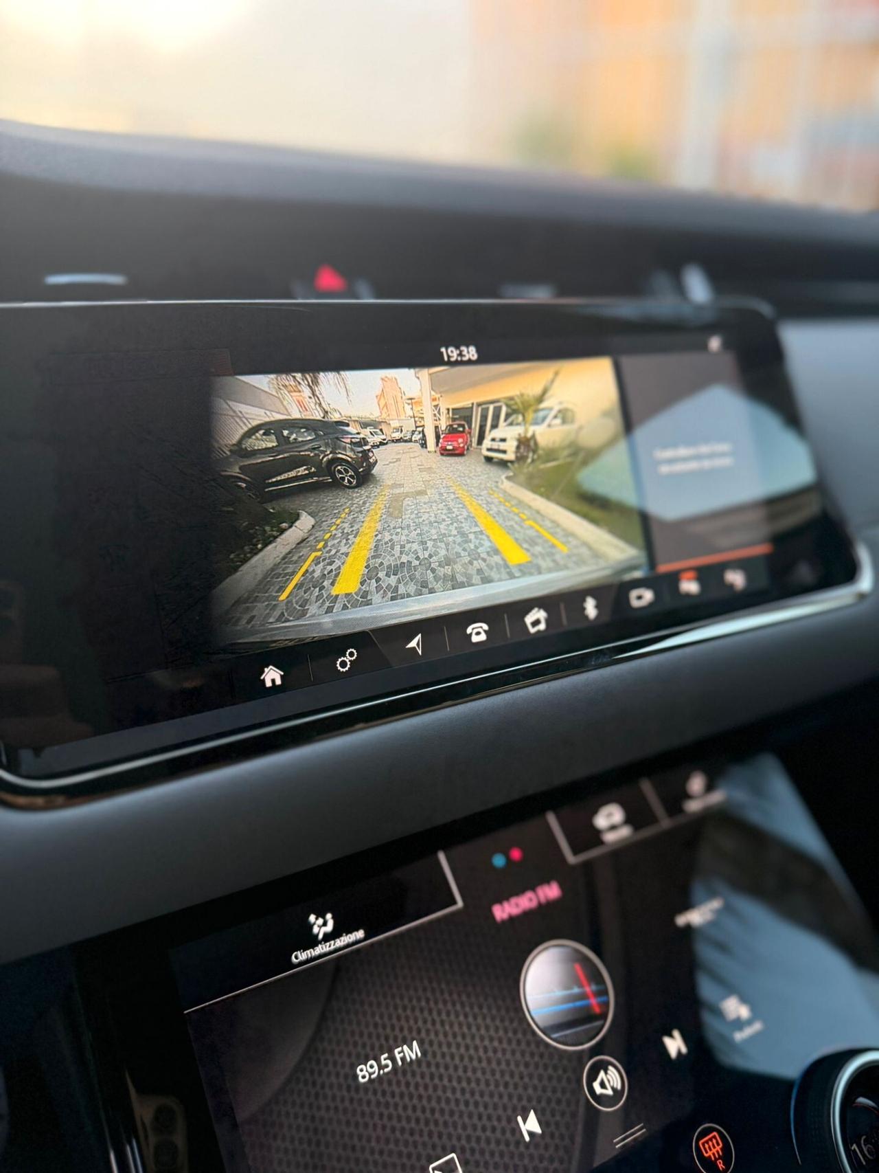 Range Rover Evoque 2.0D I4-L.Flw 150 CV R-Dynamic S