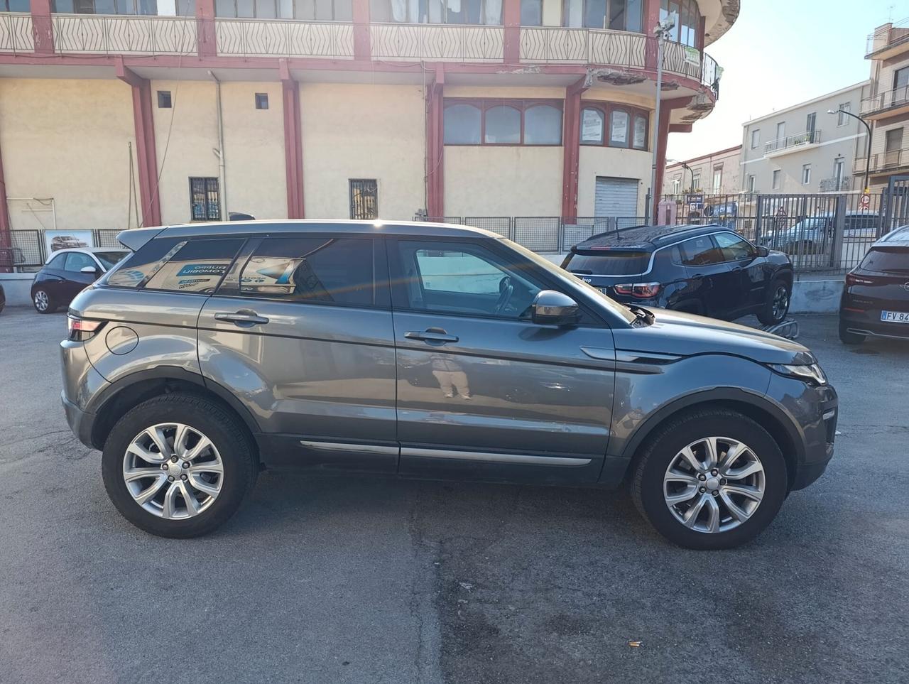 Land Rover Range Evoque 2.0 TD4 150 CV 5p. Pure