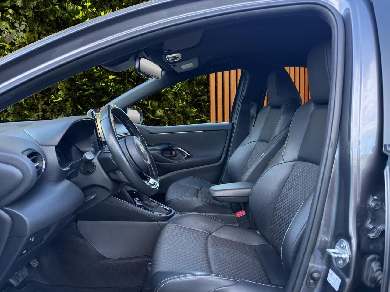 Toyota Yaris 1.5 92cv Hybrid 5 porte FULL MANIACALE