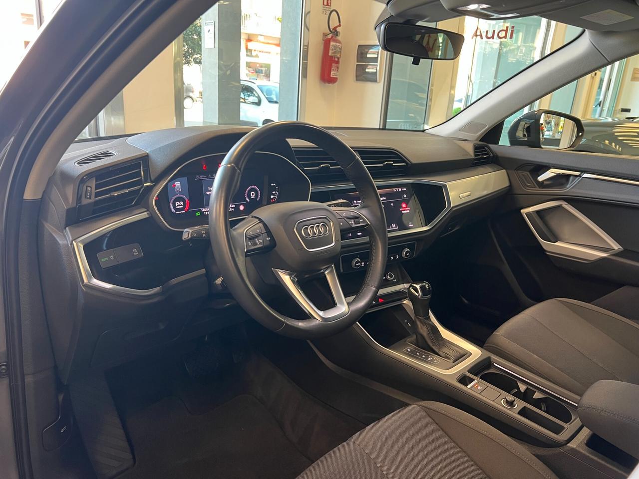 Audi Q3 35 TDI S tronic line