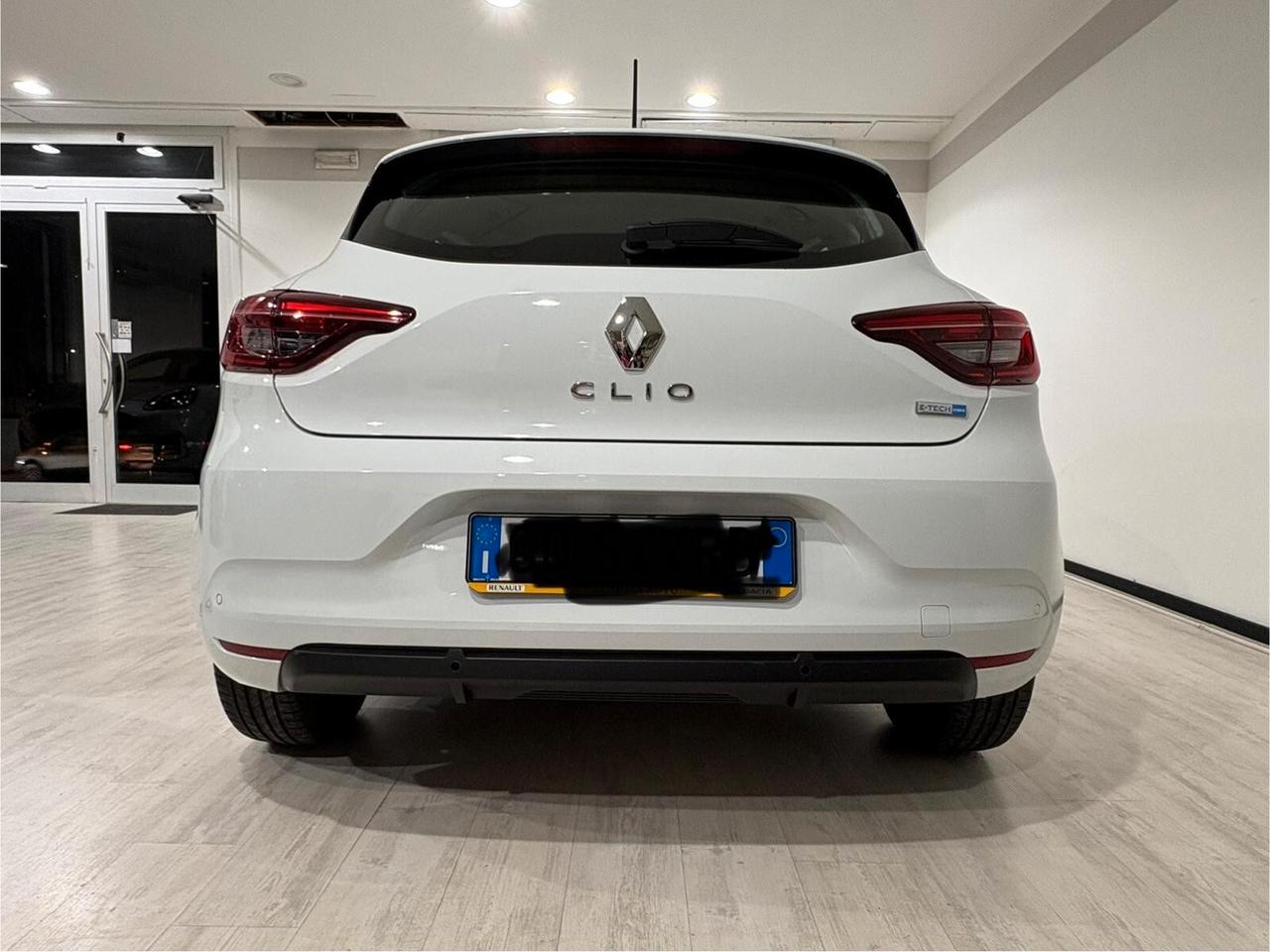 Renault Clio Hybrid E-Tech 140 CV 5 porte E-Tech 12 MESI DI GARANZIA !!!!