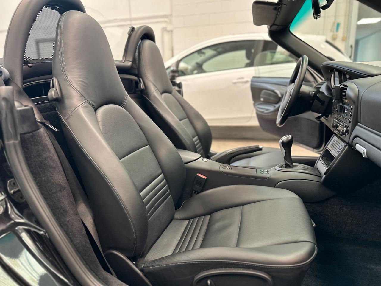 Porsche Boxster 2.7i 24V cat