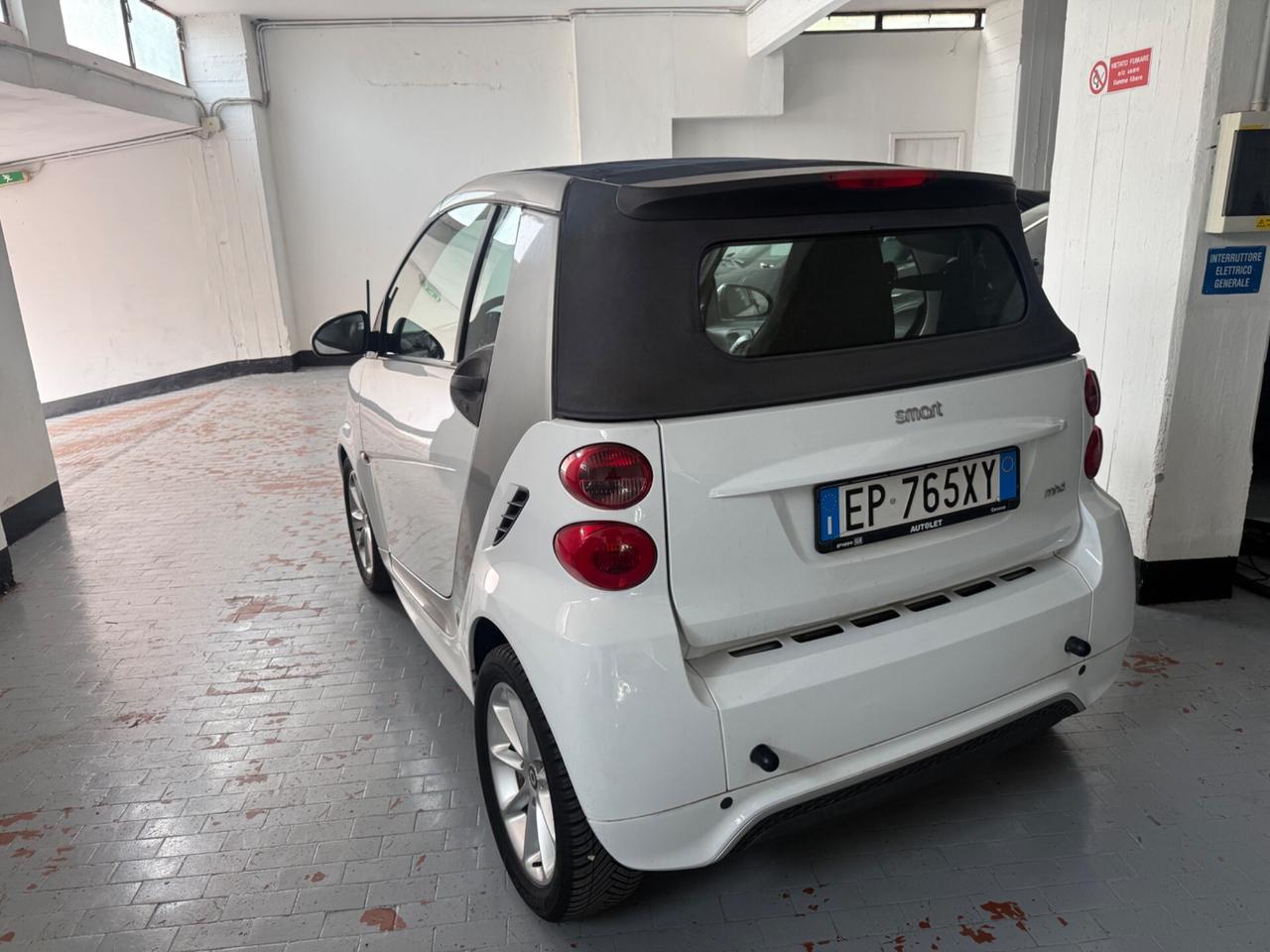 Smart ForTwo 1000 52 kW MHD cabrio passion