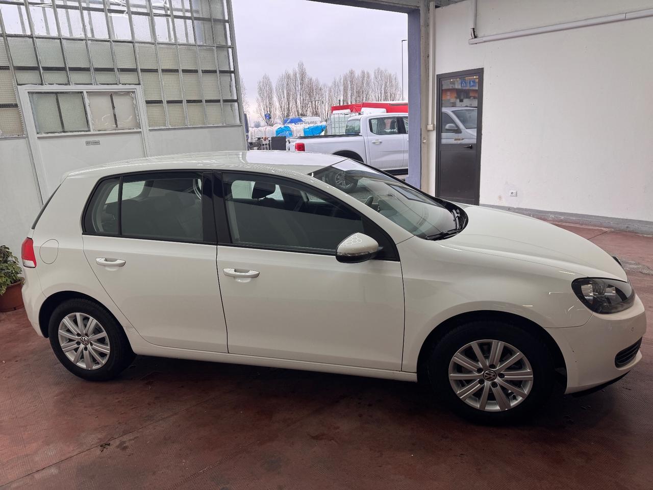 Volkswagen Golf 1.6 TDI DPF 5p. 2012
