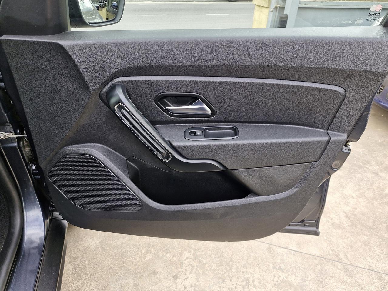 DACIA DUSTER 1.6 SCe 4x2 PRESTIGE NAVI 90000 KM