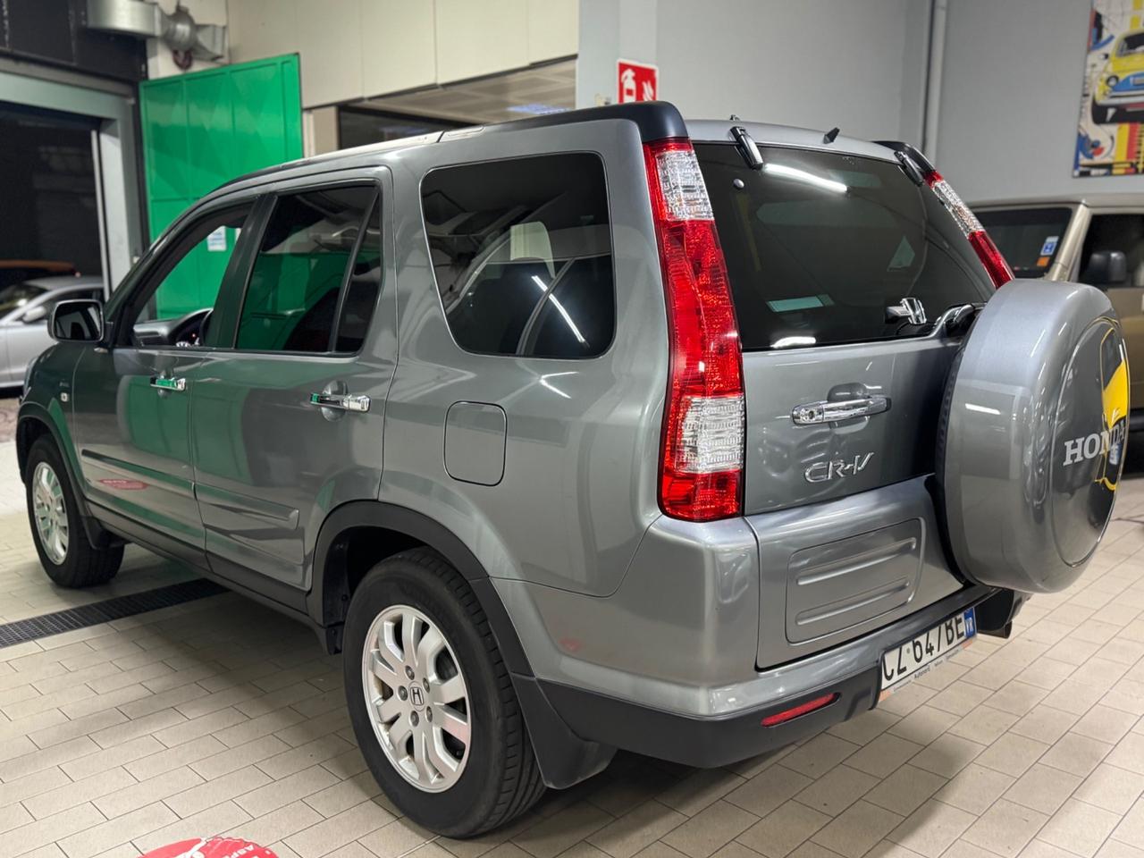 Honda CR-V 2.0 16V i-VTEC ES