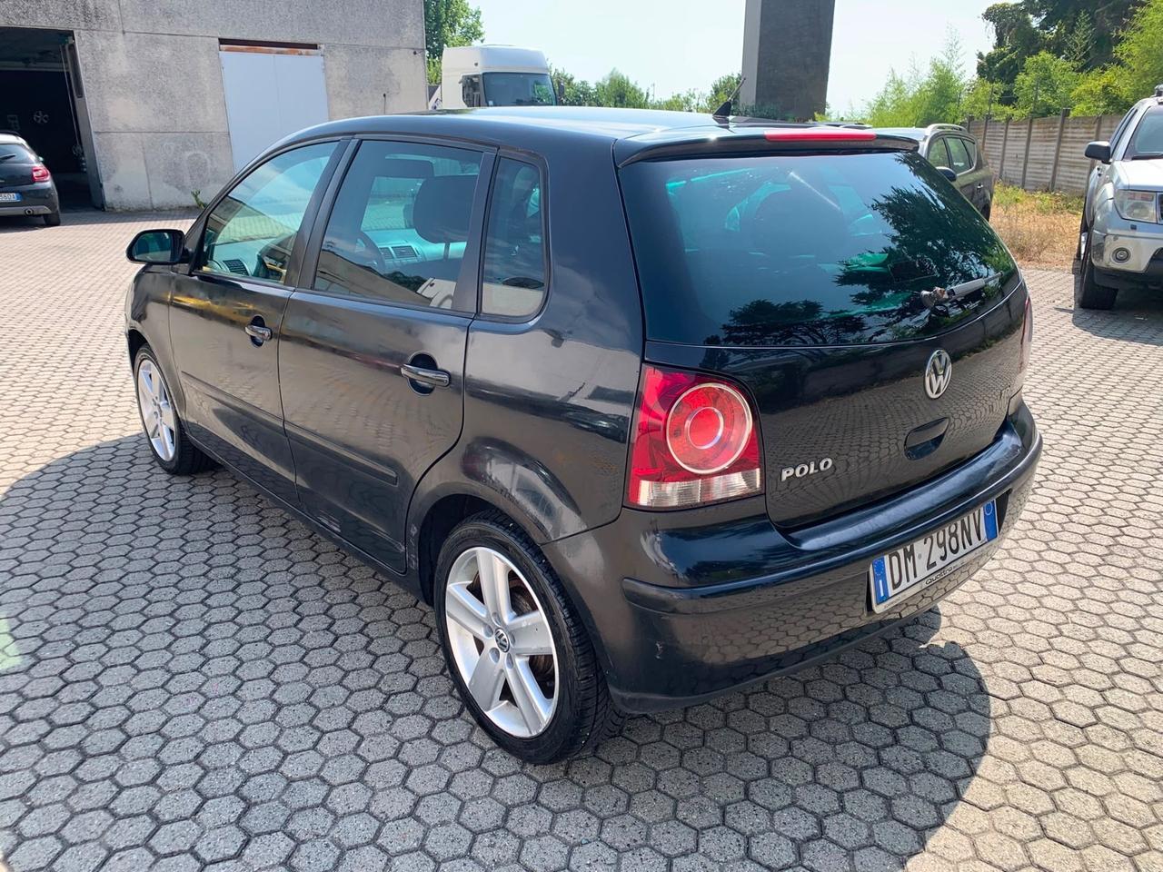 Volkswagen Polo 1.4/80CV TDI 5p. Sportline