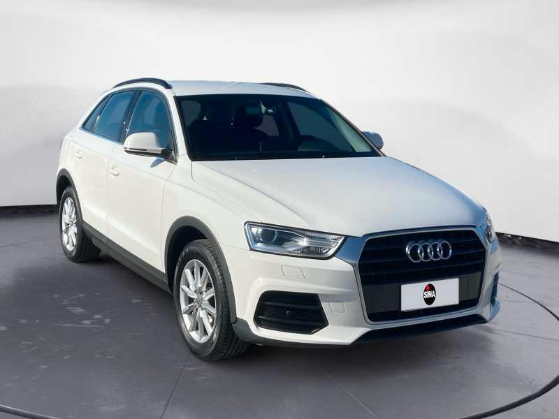 AUDI Q3 2.0 tdi Business 120cv