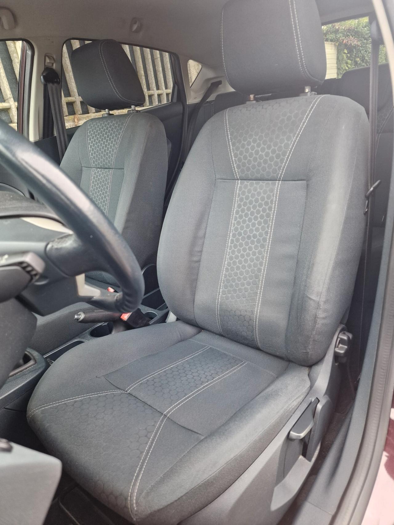 Ford Fiesta 1.2 82cv 5p
