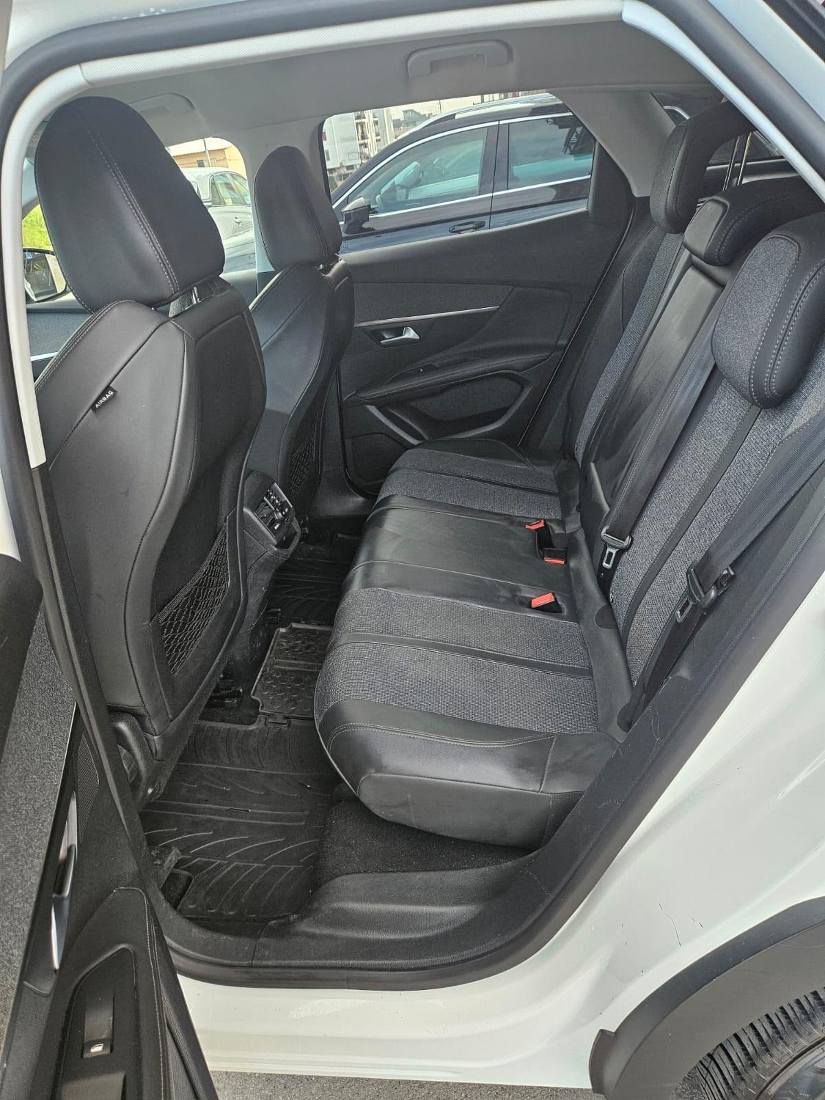 Peugeot 3008 1.5 BlueHDi 130cv S&S Allure Pack