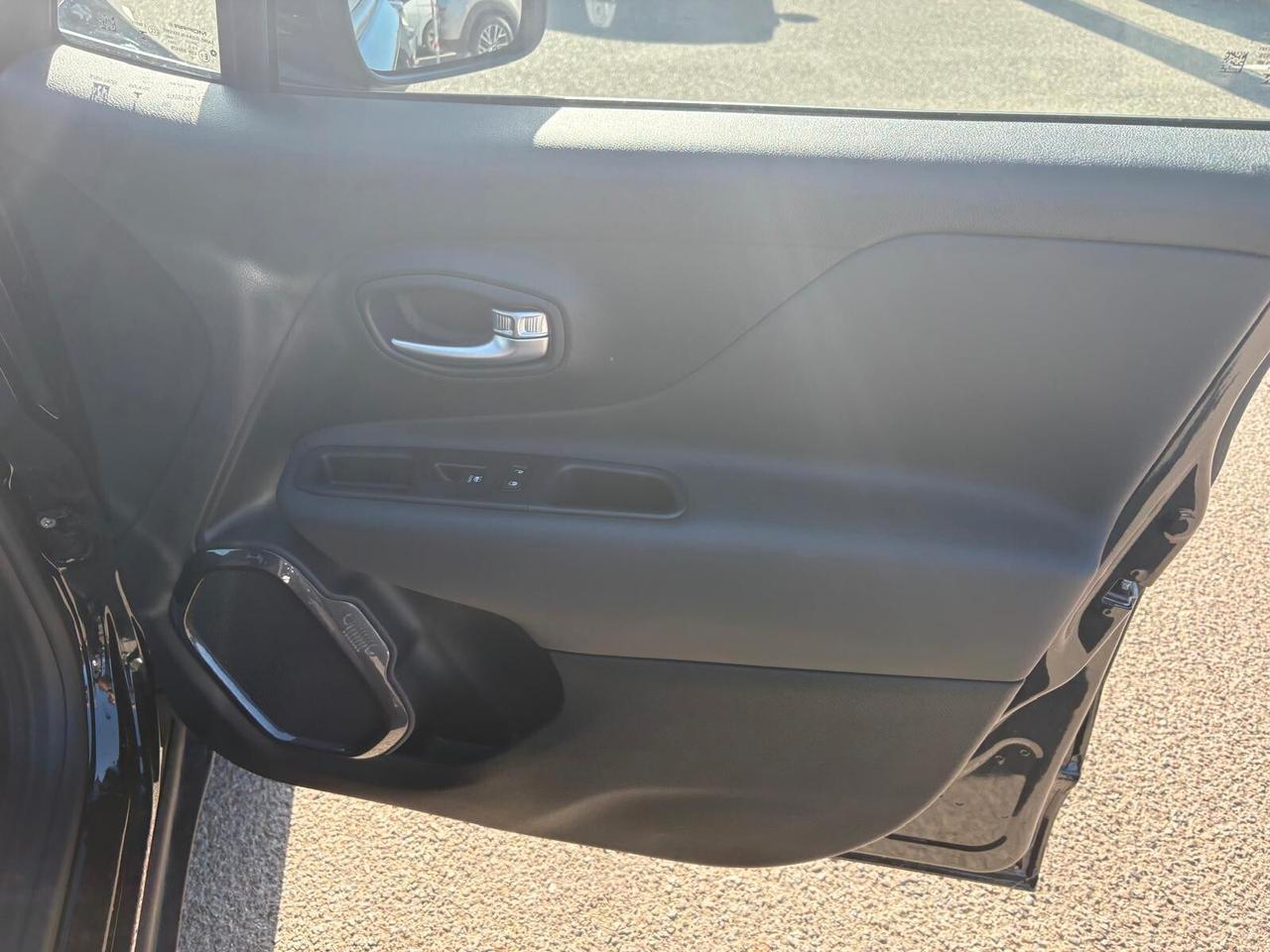Jeep Renegade 1.3 T4 240CV PHEV 4xe AT6 S
