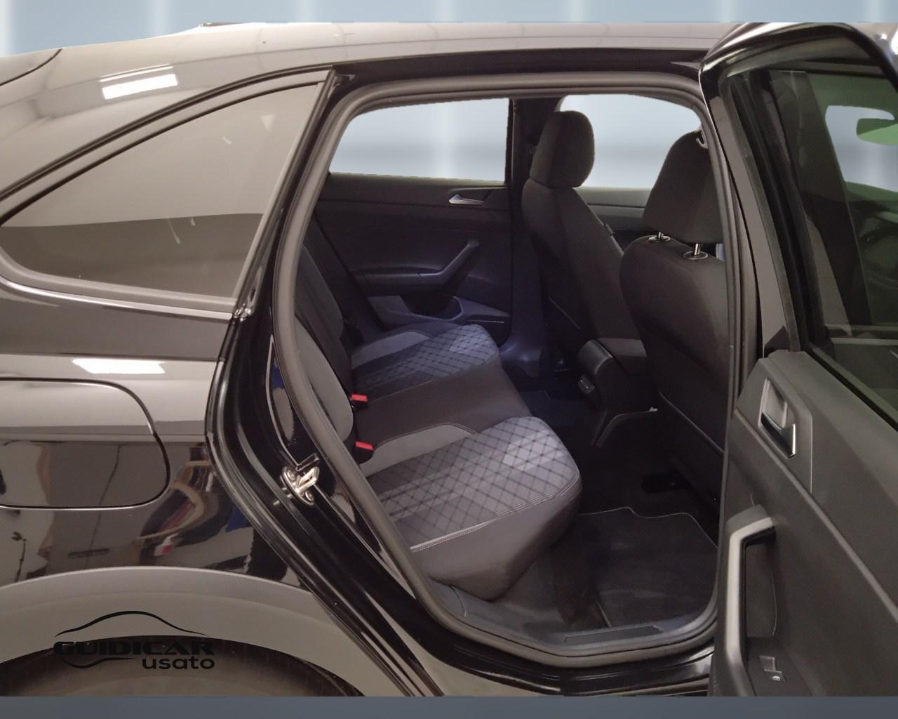VOLKSWAGEN Taigo - Taigo 1.0 tsi R-Line 115cv