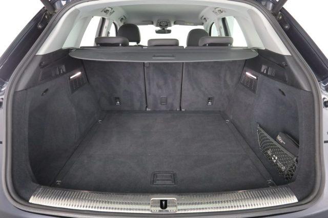 AUDI Q5 Q5 40 TDI quattro S tronic Business