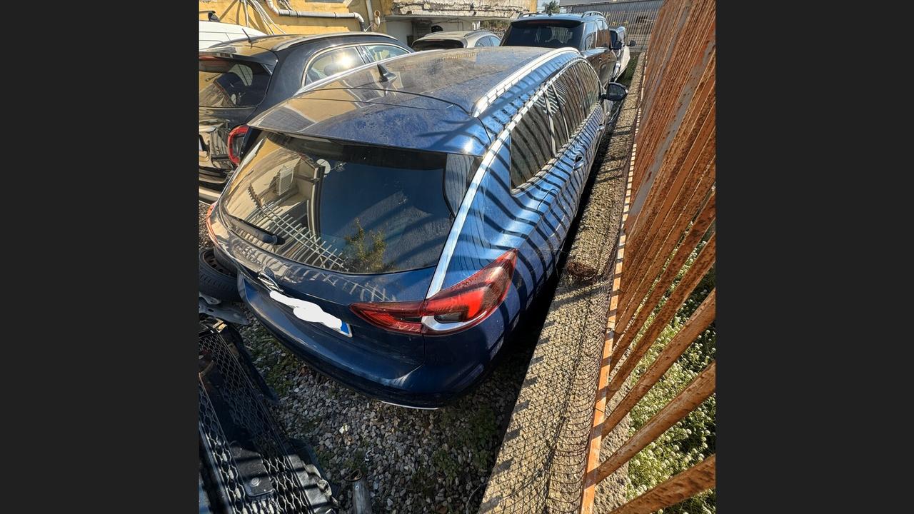 Opel Insignia 2021 2.0 PROBLEMI MOTORE