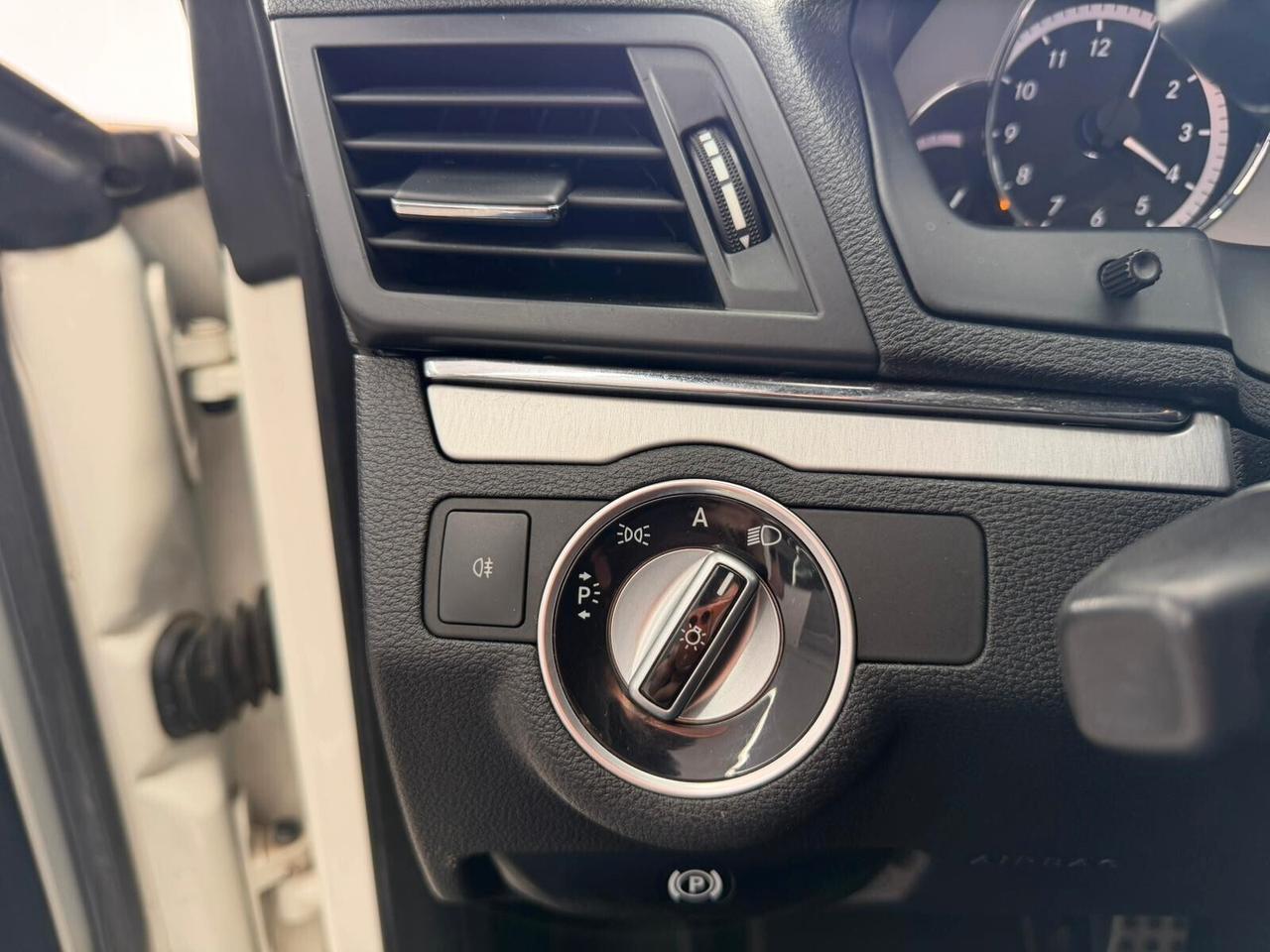 Mercedes-benz E 250 CDI BlueEFFICIENCY Avantgarde AMG