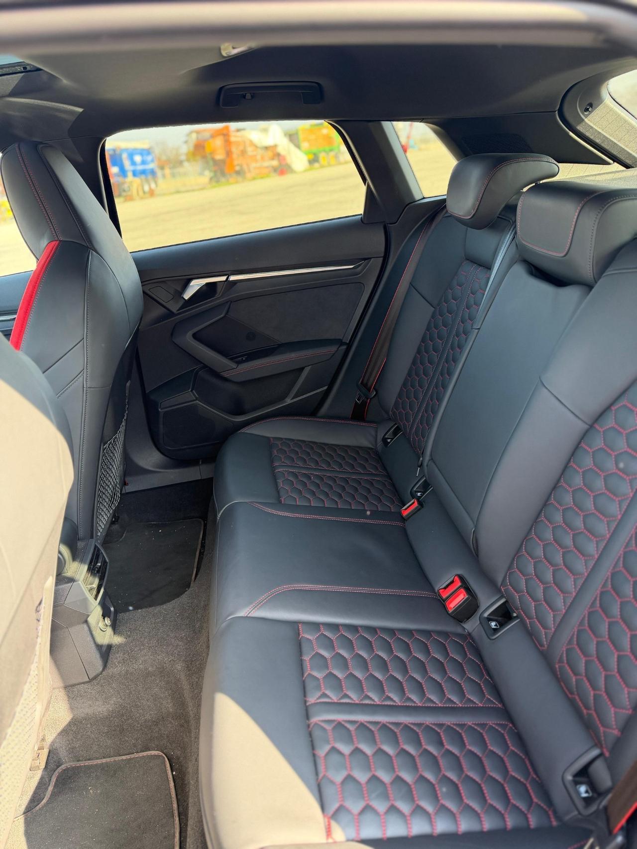 Audi RS3 Total Black SPB TFSI quattro S Tronic